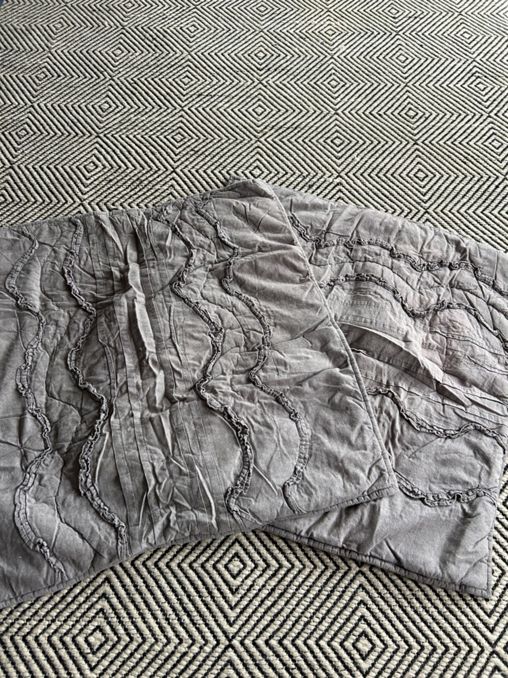 2 Pottery Barn Teen Gray Quilted Decorative Pillow Shams with Wave Stitch emily